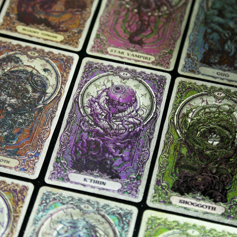 Cthulhu Mythos Tarot Cards：Gaze of the Pantheon