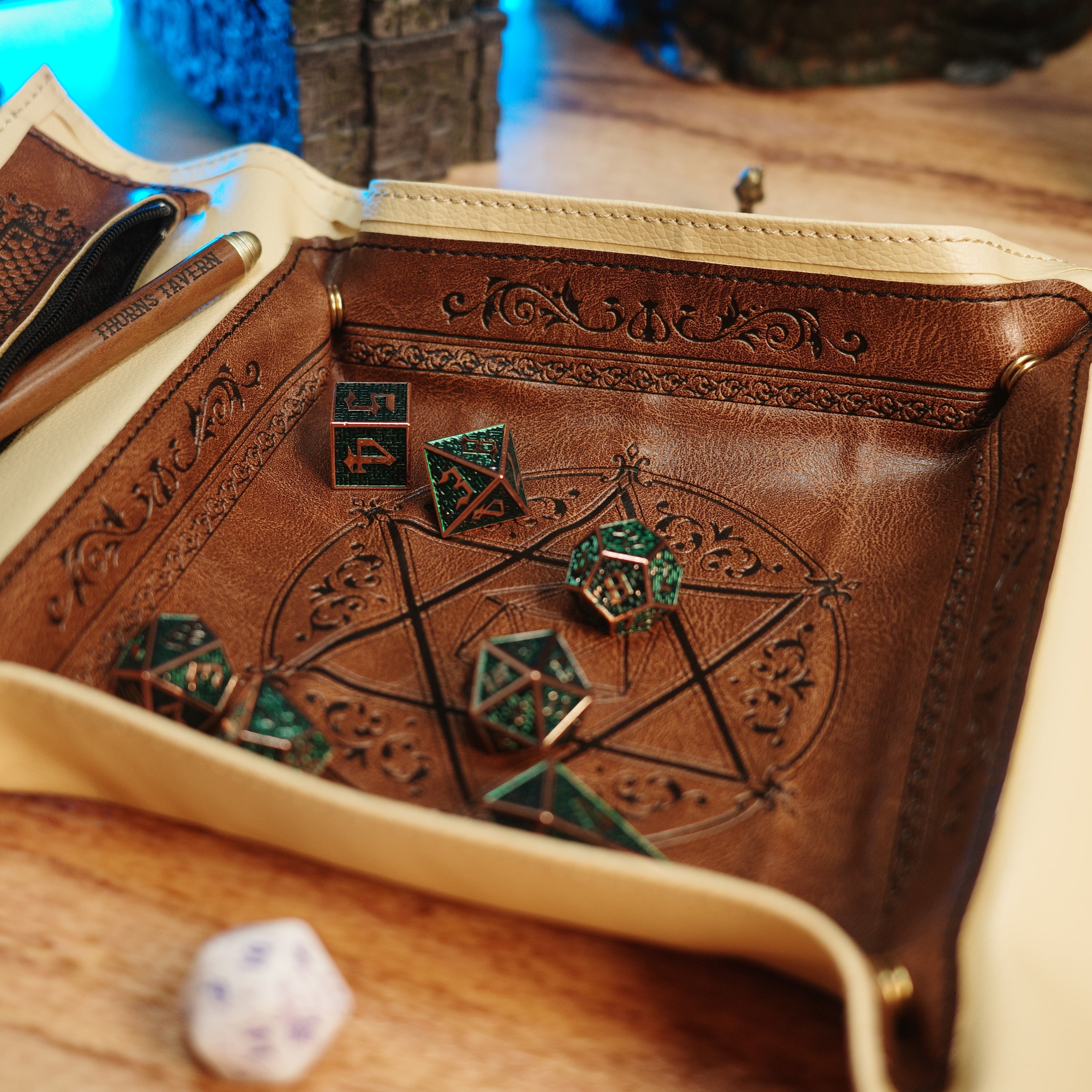 Dice Tray:Artisan Series Scroll Dice Tray